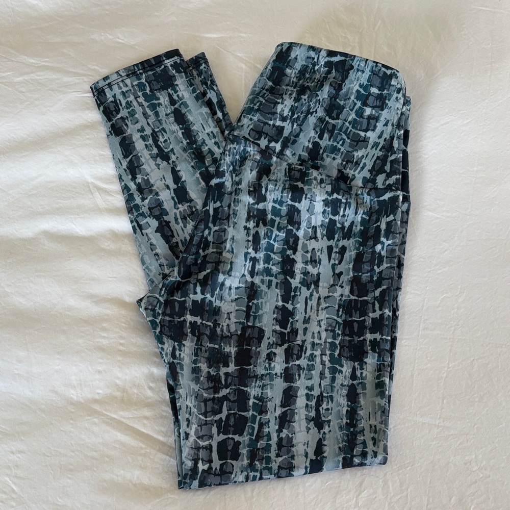 Onzie Leggings